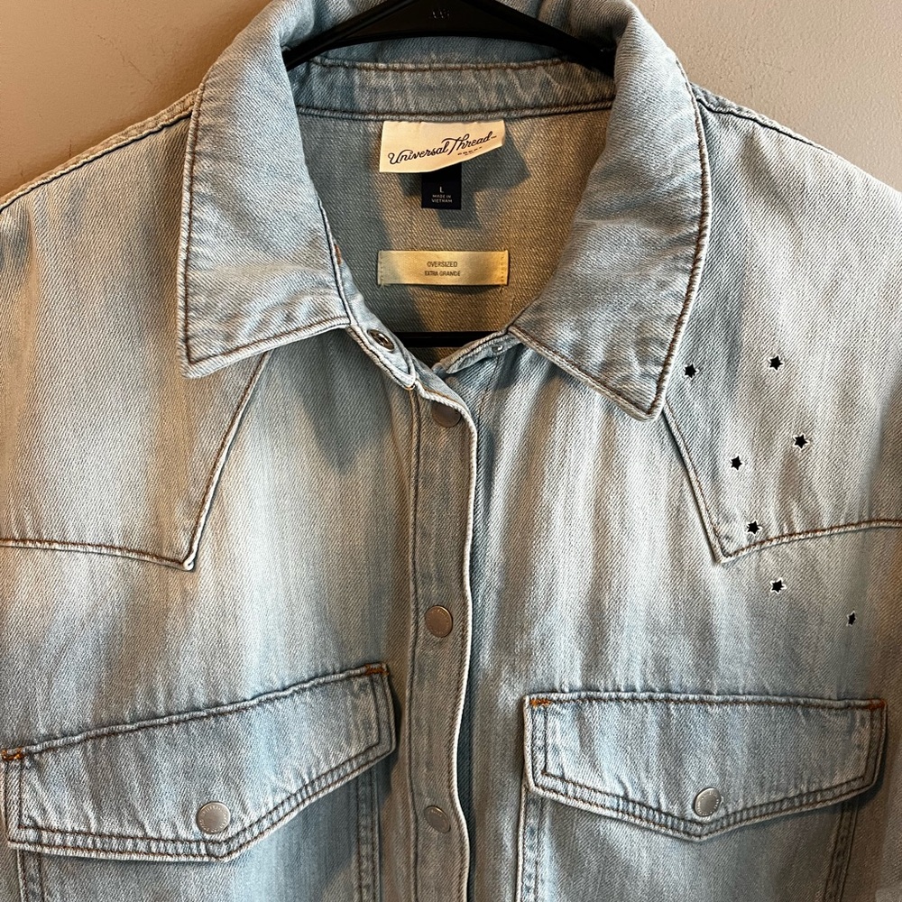 Universal Thread Light Blue Denim Shirt Celestial Western Stars Large - Picture 5 of 13